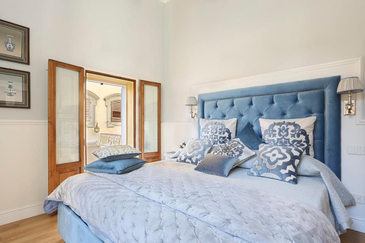 Design Apartment In The Heart Of Florence - Hosted By Sweetstay Exterior photo
